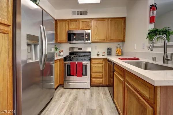 $1,550 | 3071 Key Largo Drive, Unit 202, Las Vegas, NV 89120