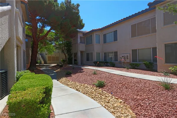 $1,550 | 3071 Key Largo Drive, Unit 202, Las Vegas, NV 89120