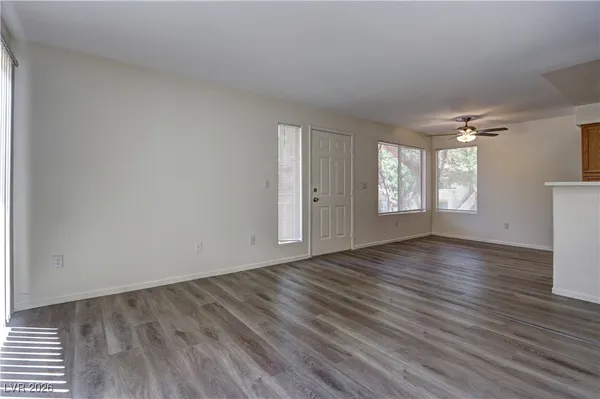 $1,550 | 3071 Key Largo Drive, Unit 202, Las Vegas, NV 89120