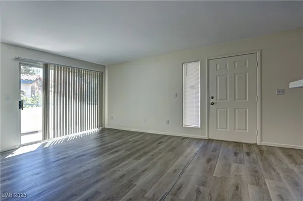 $1,550 | 3071 Key Largo Drive, Unit 202, Las Vegas, NV 89120