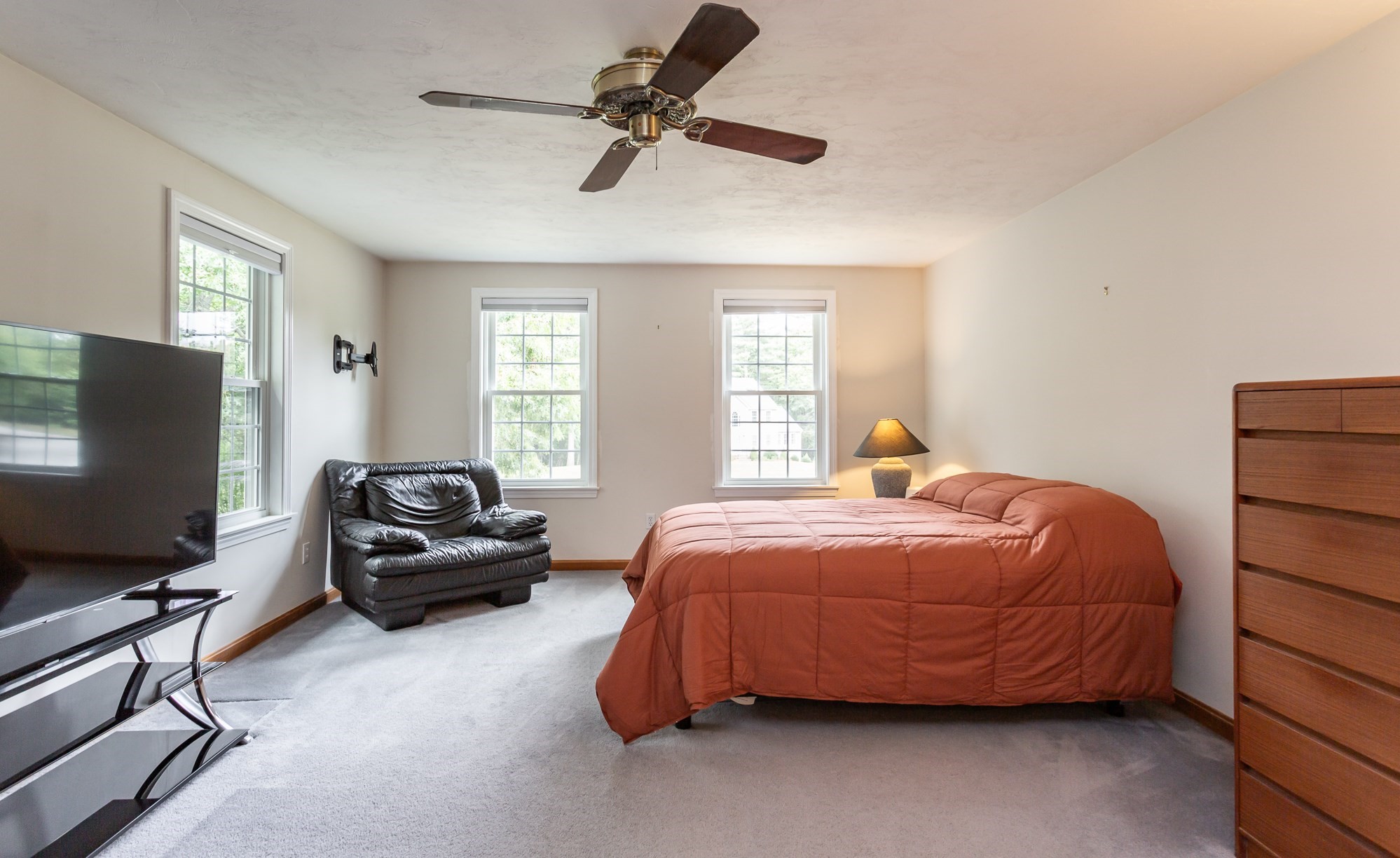27 Gretchen Way Raynham, MA 02767 - Photo 25 of 40 Gallery Image 25