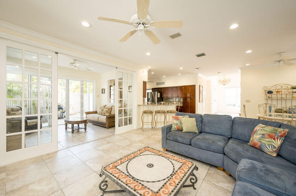 202 Admirals Lane Key West, FL 33040 - Photo 25 of 57 Living Room