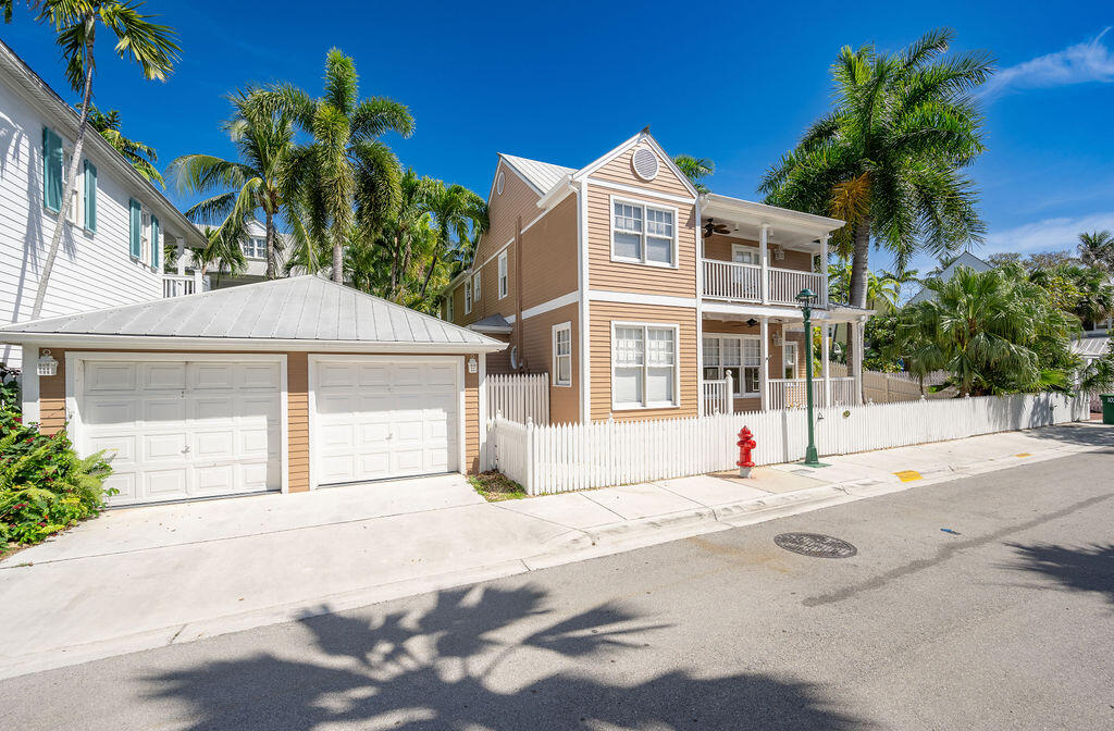 202 Admirals Lane Key West, FL 33040 - Photo 3 of 59 NDP-1688