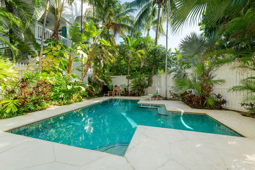 202 Admirals Lane Key West, FL 33040 - Photo 7 of 59 Large Pool
