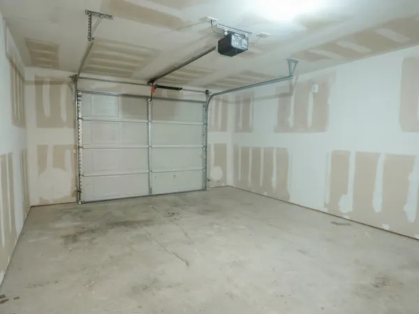 $1,950 | 21155 Gosling Road, Unit 5A, Spring, TX 77388