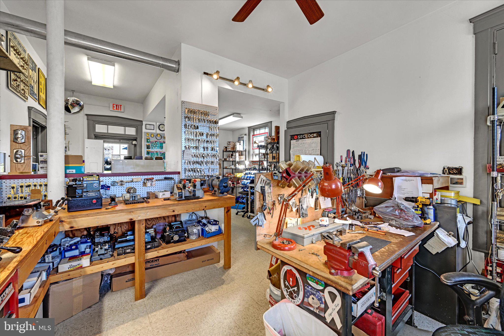 1530 New Holland Road Reading, PA 19607 - Photo 23 of 28