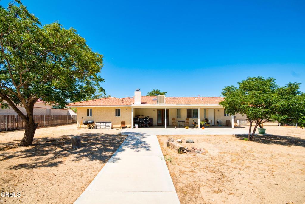 9527 Riggins Road Phelan, CA 92371 - Photo 46 of 49 a view of a house with snow on the background
