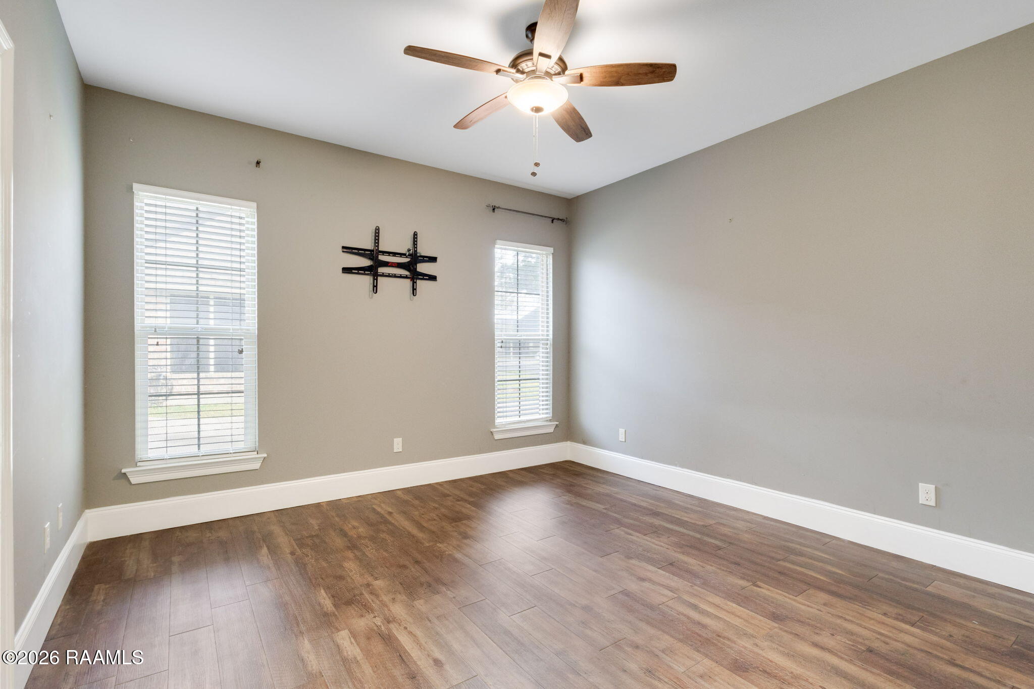 305 Valley View New Iberia, LA 70563 - Photo 12 of 17 12-web-or-mls-305 valley view-10