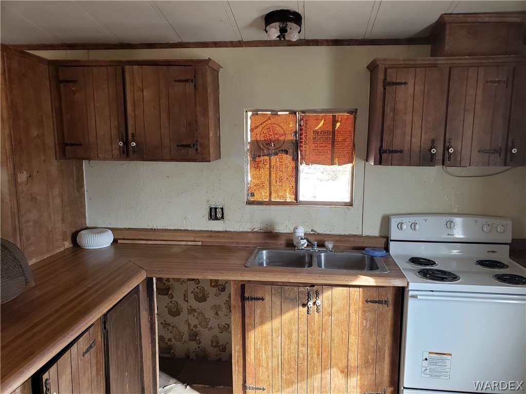 3726 Hope Road Golden Valley, AZ 86413 - Photo 3 of 6