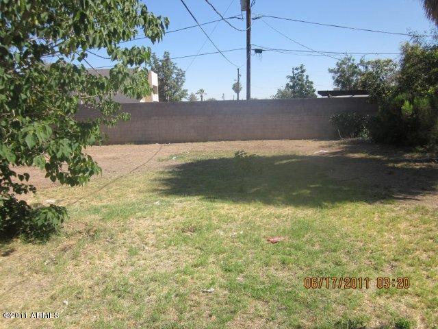3117 East Monte Vista Road Phoenix, AZ 85008 - Photo 2 of 10 Yard