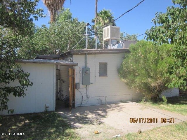 3117 East Monte Vista Road Phoenix, AZ 85008 - Photo 5 of 10 rear