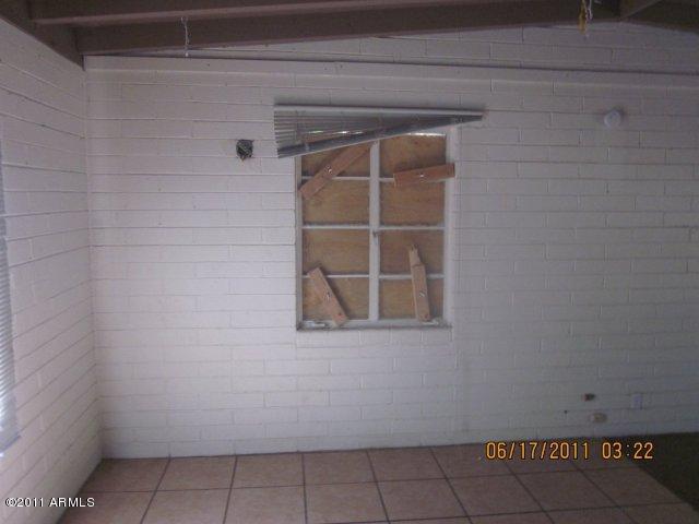 3117 East Monte Vista Road Phoenix, AZ 85008 - Photo 7 of 10 Interior