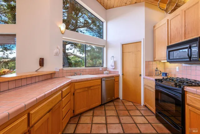 $1,250,000 | 42314 Forecastle, The Sea Ranch, CA 95497