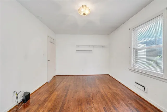 $250,000 | 1805 Lawnhill Street Southwest, Roanoke, VA 24015