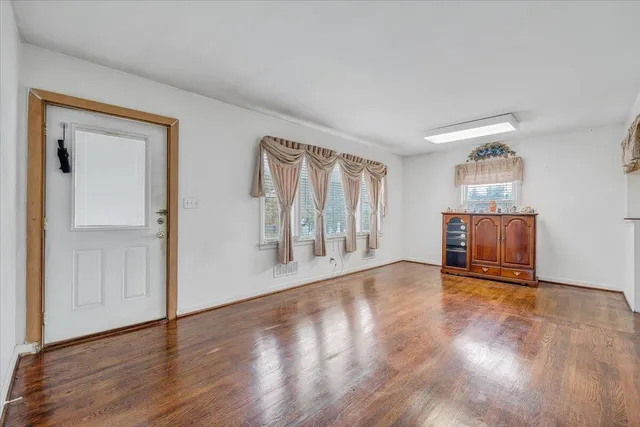 $250,000 | 1805 Lawnhill Street Southwest, Roanoke, VA 24015