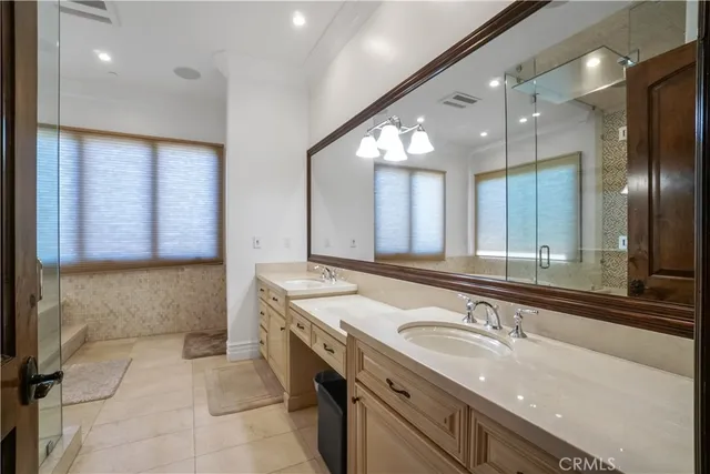 $14,999 | 15060 Greenleaf Street, Sherman Oaks, CA 91403