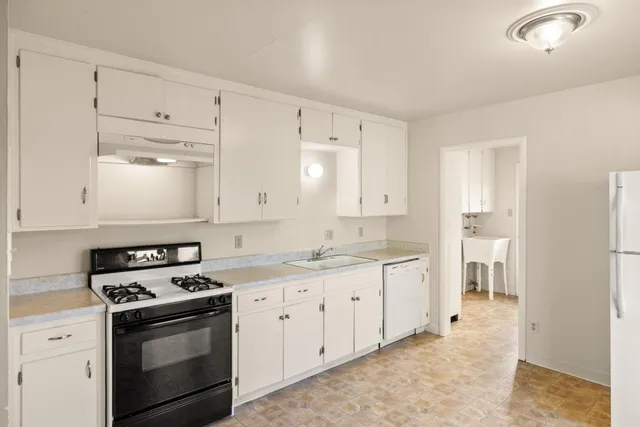 $850,000 | 725 Alice Street, Monterey, CA 93940