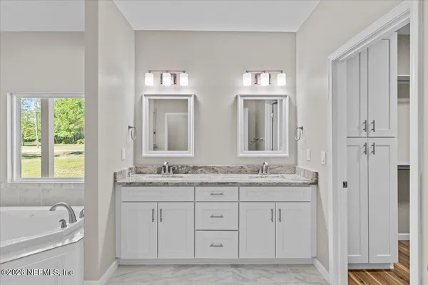 $430,000 | 2462 Viola Street, Middleburg, FL 32068