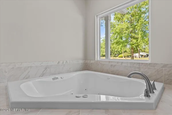 $430,000 | 2462 Viola Street, Middleburg, FL 32068