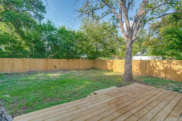 $495,000 | 235 Bank, San Antonio, TX 78204