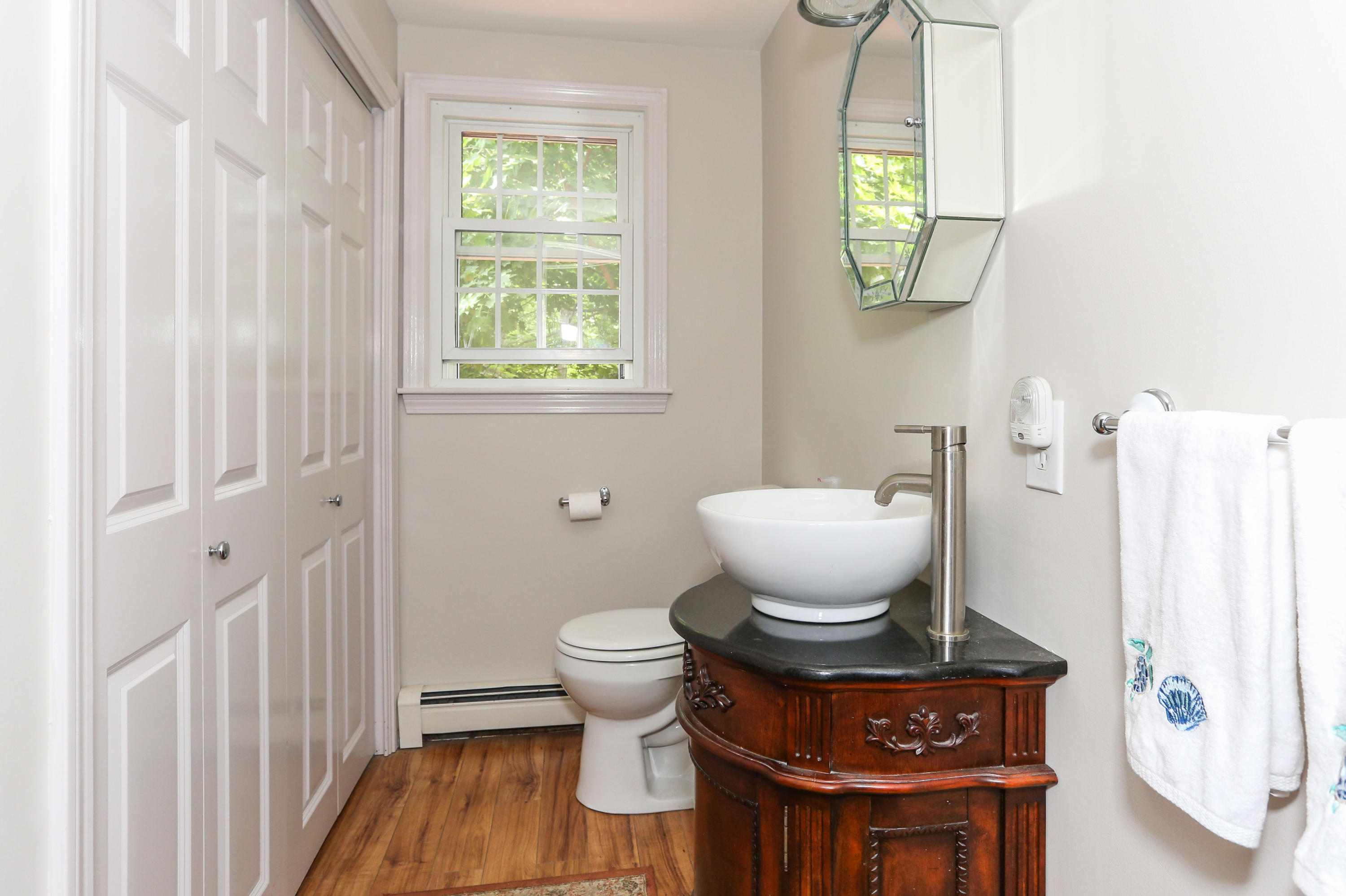 44 Crowell Road Sandwich, MA 02563 - Photo 14 of 25 44CroLR-14