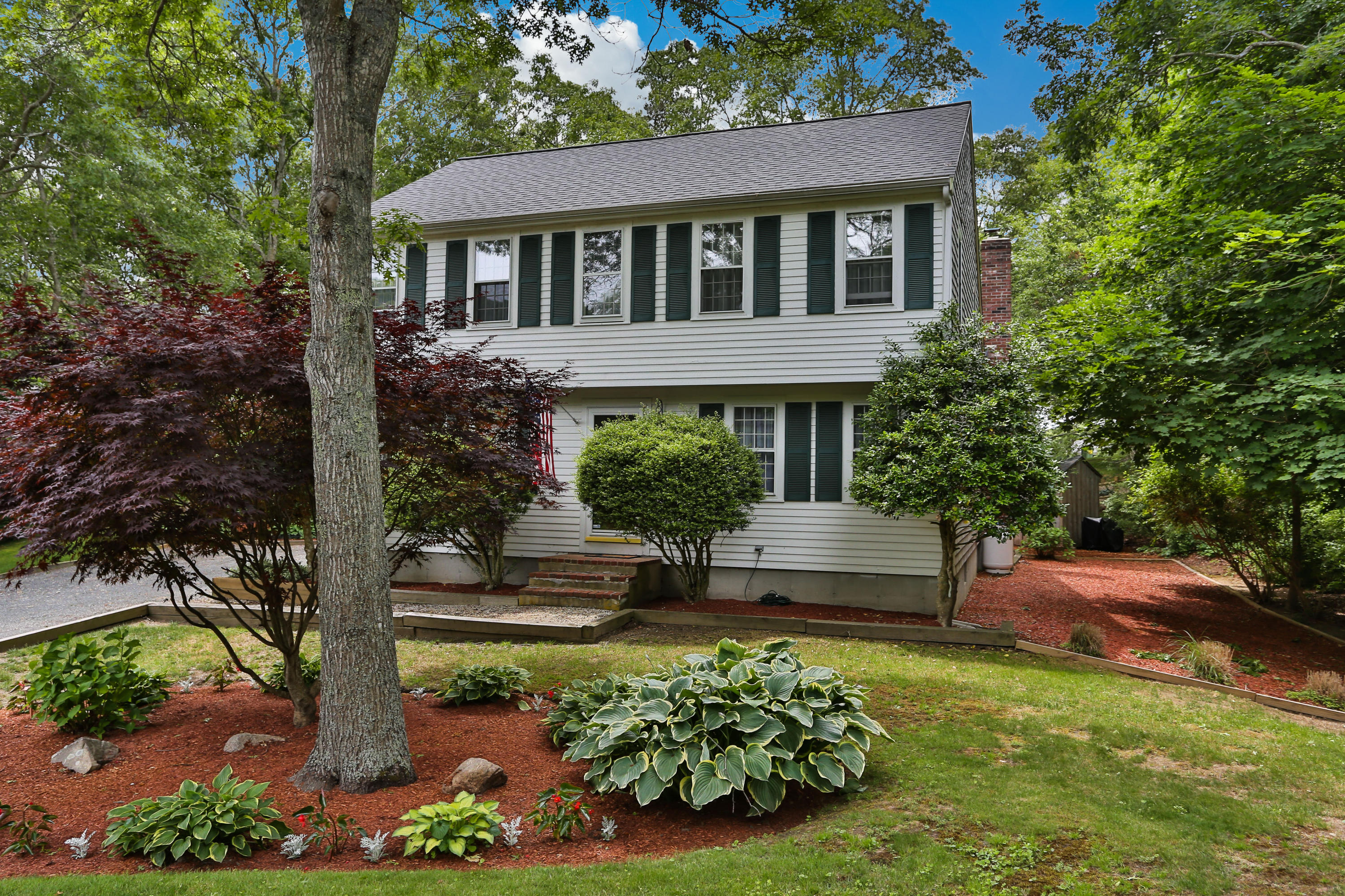 44 Crowell Road Sandwich, MA 02563 - Photo 2 of 25 44CroLR-2