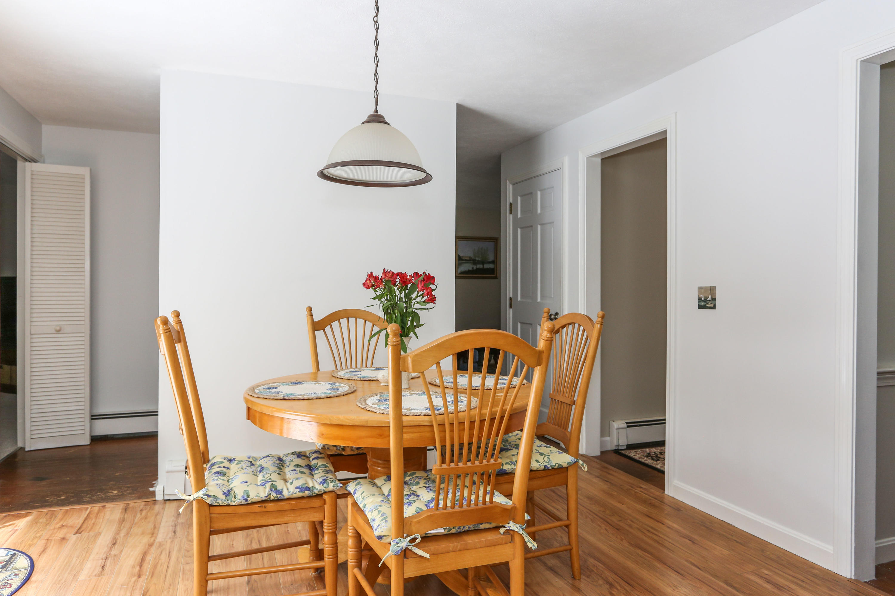 44 Crowell Road Sandwich, MA 02563 - Photo 10 of 25 44CroLR-10