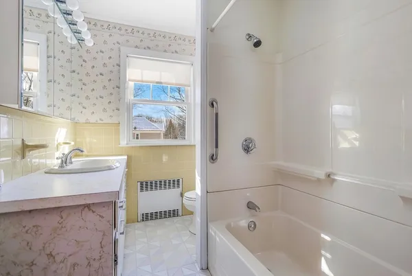 $750,000 | 48 Belmont Avenue, Haverhill, MA 01830