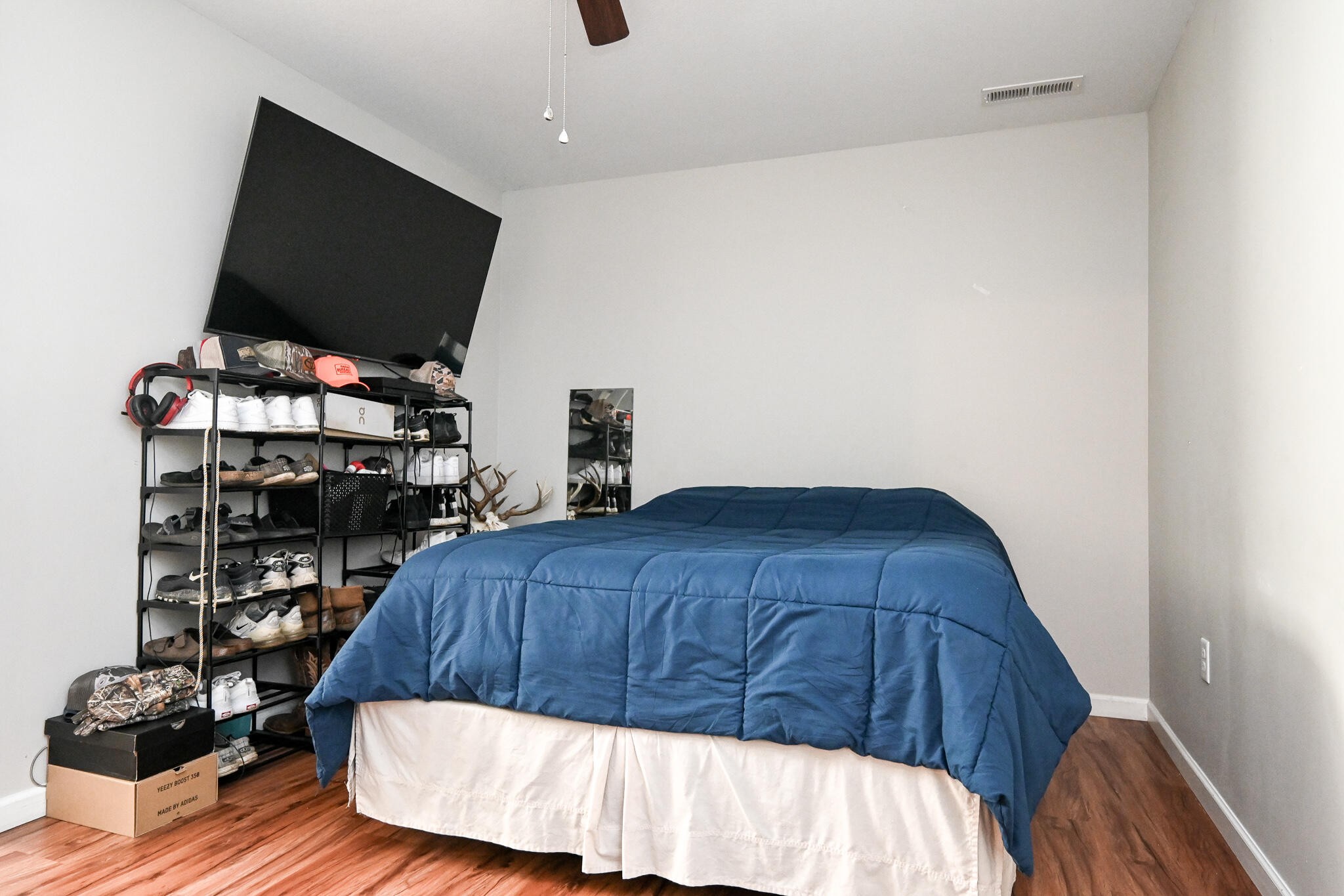 276 Mason Road McDonald, TN 37353 - Photo 52 of 67 a bedroom with a bed and flat screen tv
