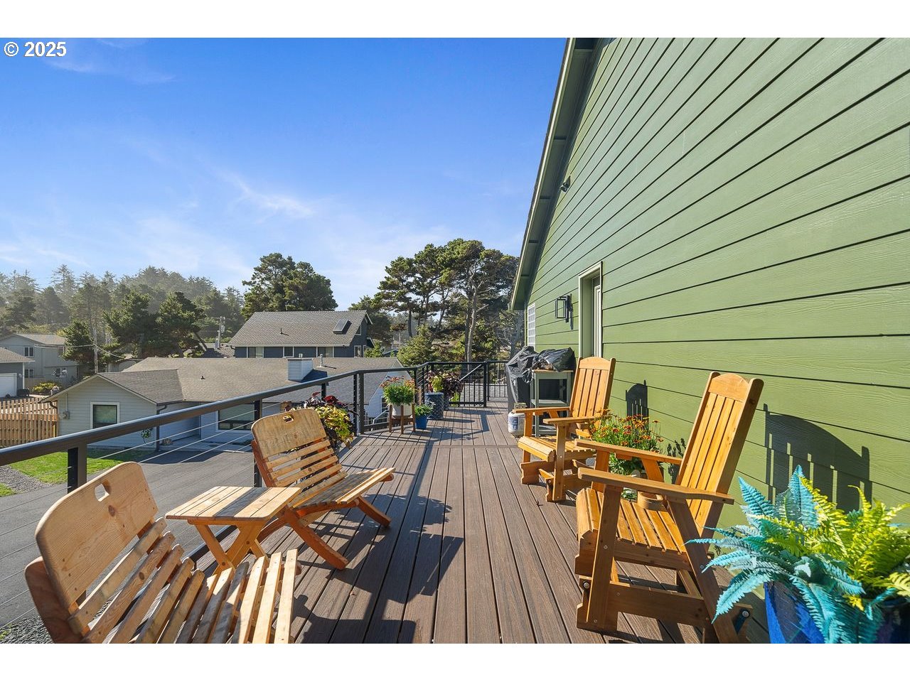 424 Cliff Street Depoe Bay, OR 97341 - Photo 37 of 45