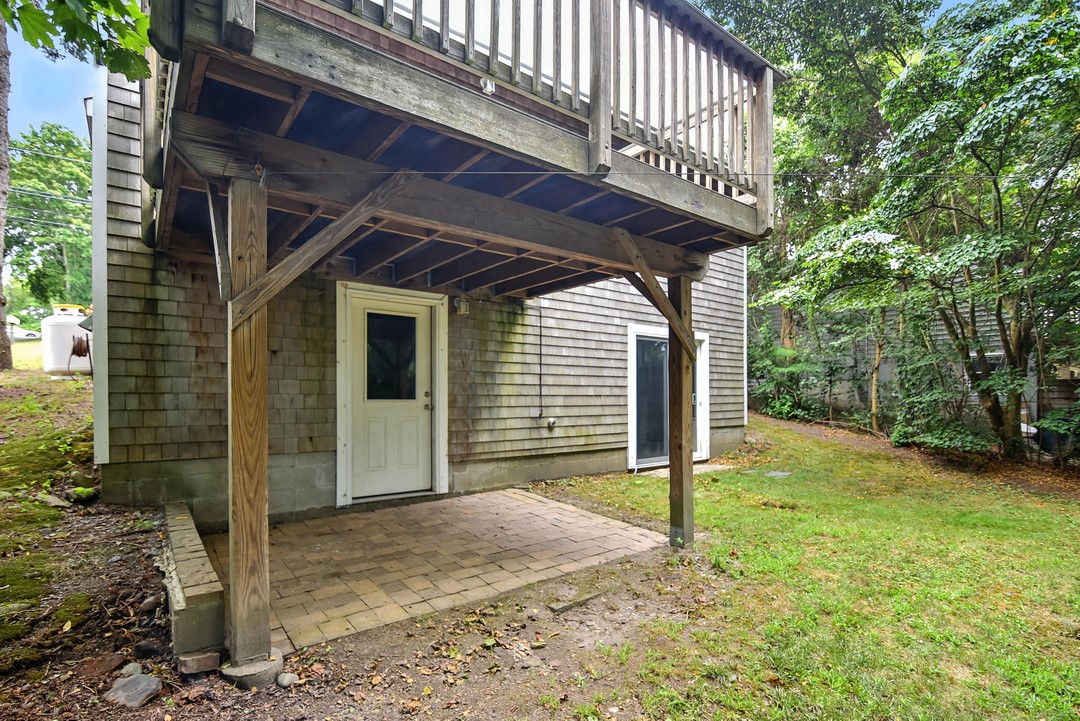 33 West Main Road Little Compton, RI 02837 - Photo 23 of 39