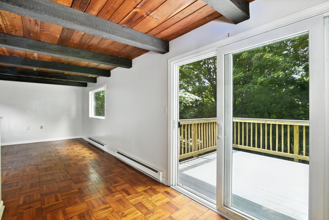 33 West Main Road Little Compton, RI 02837 - Photo 8 of 39