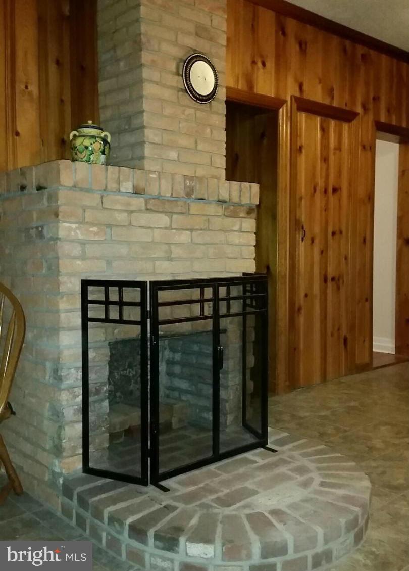 3344 Emory Road North Finksburg, MD 21048 - Photo 16 of 30 a view of a entryway