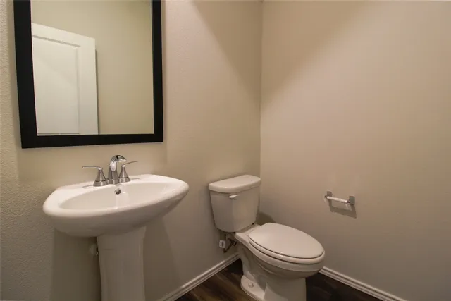 $1,950 | 12810 Siena Vlg Lane, Buda, TX 78610