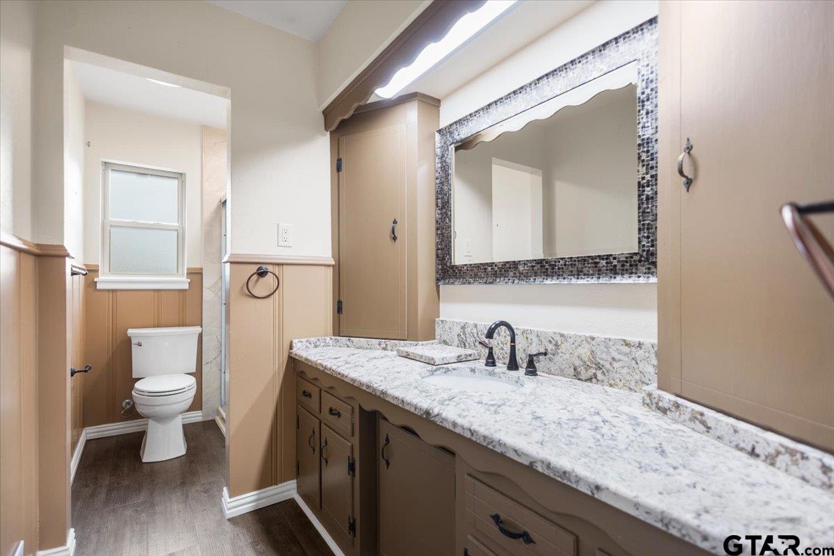 2033 Neeley Street Tyler, TX 75701 - Photo 32 of 46