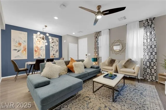 $2,540 | 56 Lomita Heights Drive, Las Vegas, NV 89138