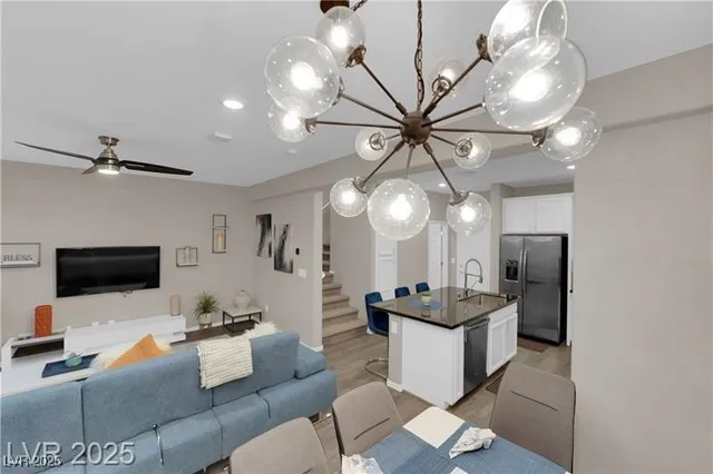 $2,540 | 56 Lomita Heights Drive, Las Vegas, NV 89138