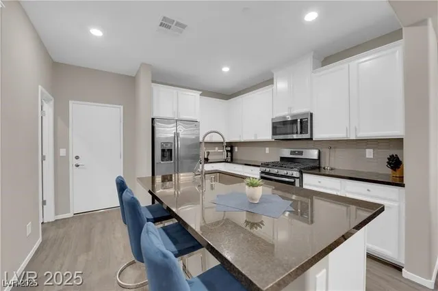 $2,540 | 56 Lomita Heights Drive, Las Vegas, NV 89138