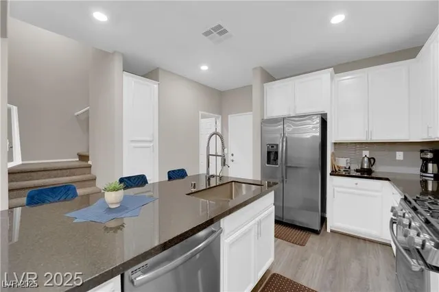 $2,540 | 56 Lomita Heights Drive, Las Vegas, NV 89138