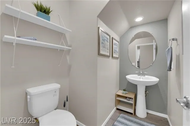 $2,540 | 56 Lomita Heights Drive, Las Vegas, NV 89138