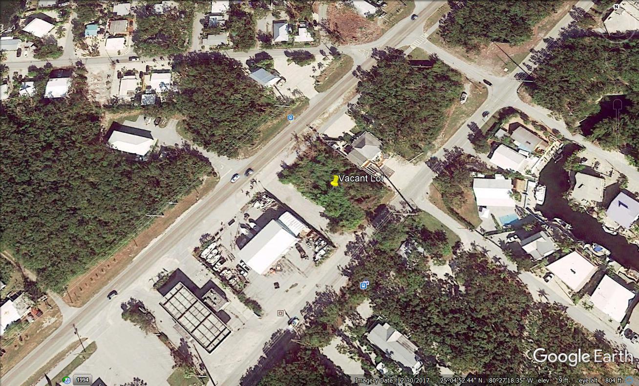 98 Overseas Hwy Key Key Largo, FL 33037 - Photo 1 of 6 a picture of city view