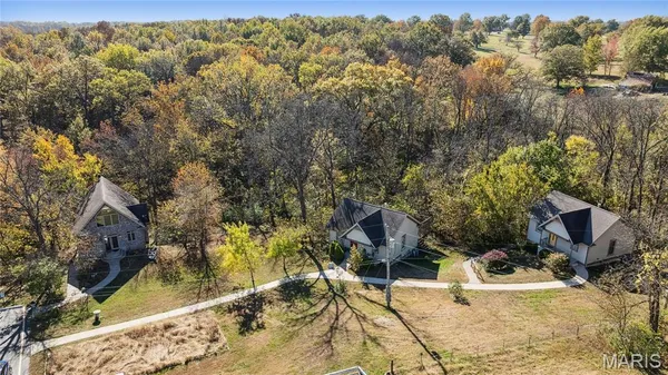 $2,400,000 | 11069 New London Gravel Road, Hannibal, MO 63401