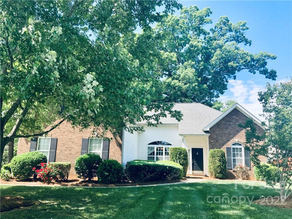 8715 Hambright Road Huntersville, NC 28078 - Photo 1 of 40 Gallery Image 1