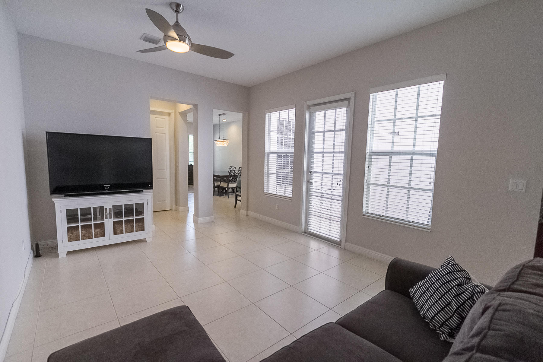 8280 Northwest 9th Avenue Boca Raton, FL 33487 - Photo 17 of 25 Pan-18