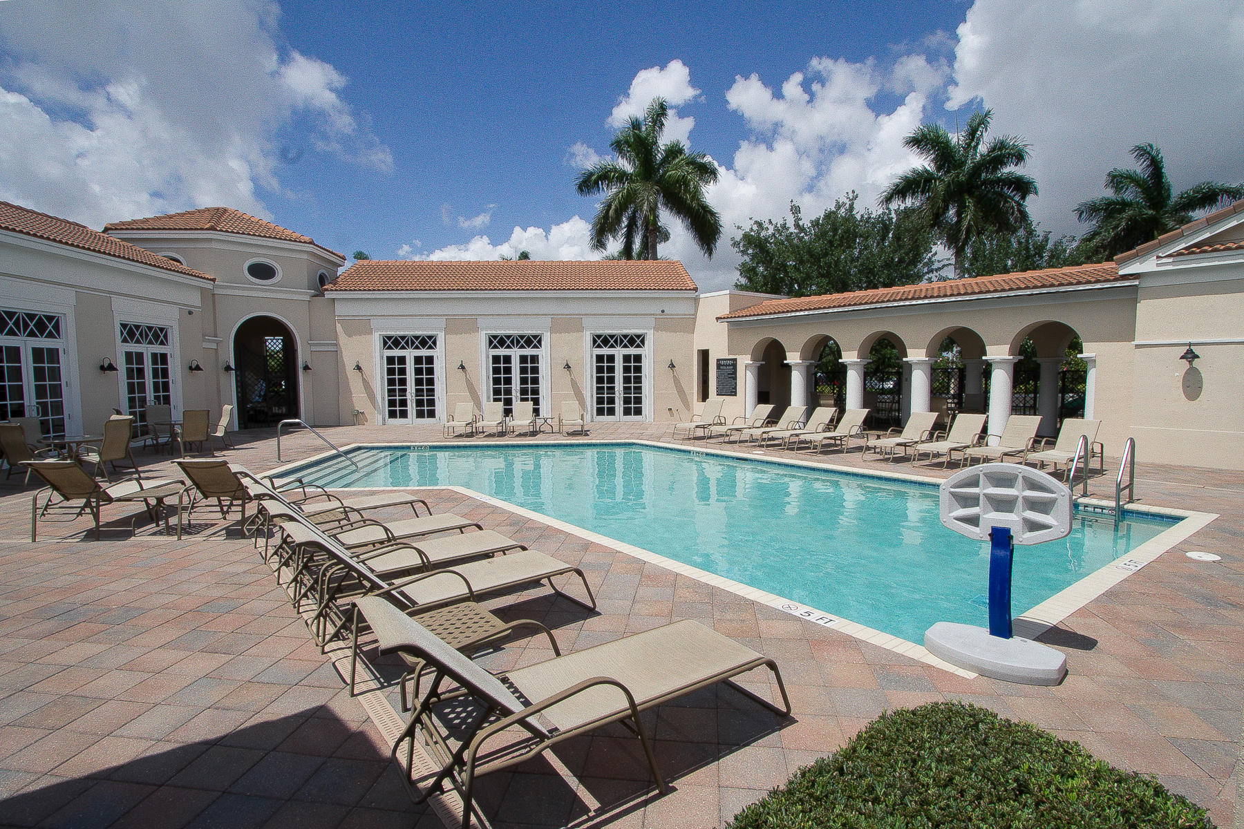 8280 Northwest 9th Avenue Boca Raton, FL 33487 - Photo 20 of 25 Pan-21