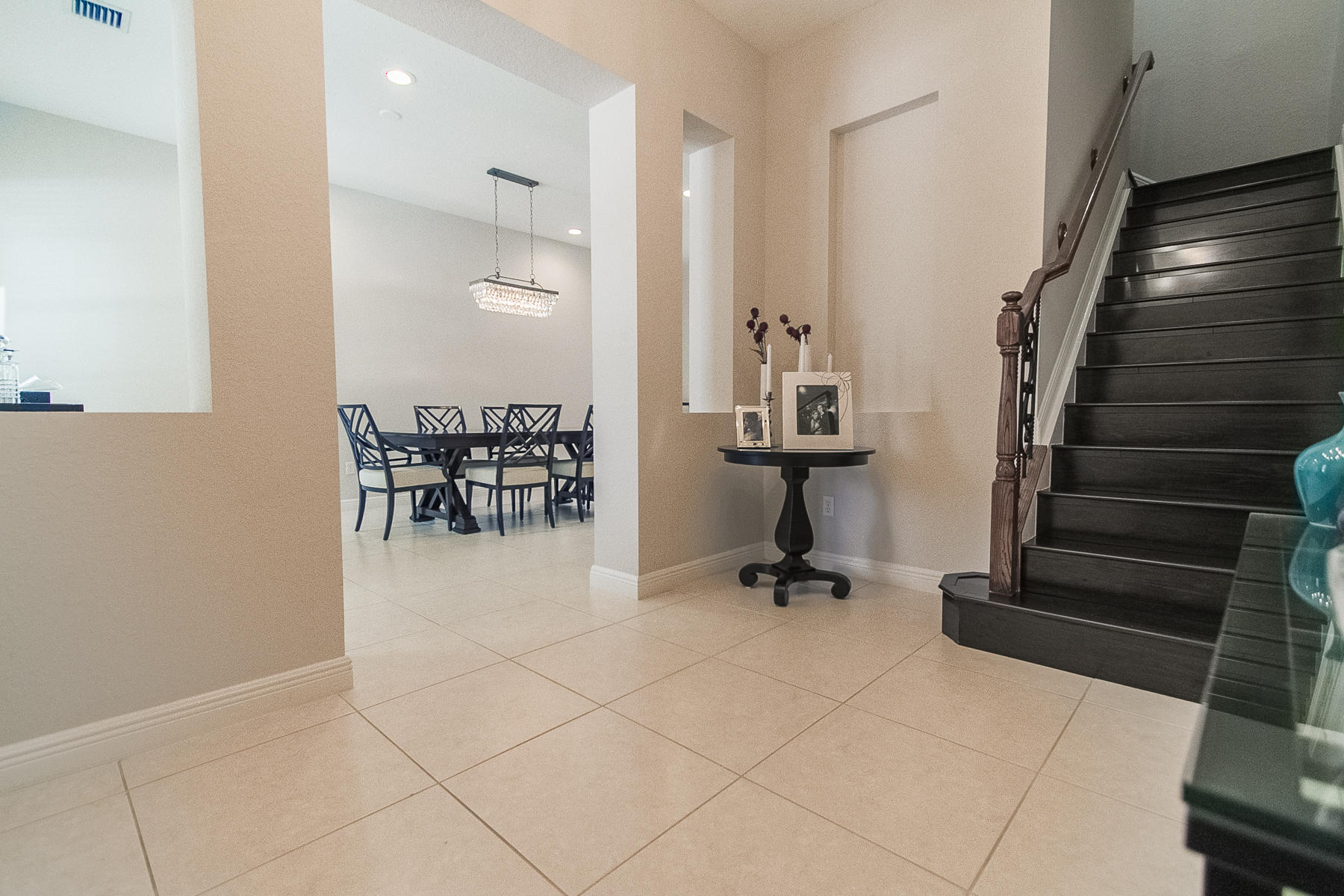 8280 Northwest 9th Avenue Boca Raton, FL 33487 - Photo 3 of 25 Pan-4