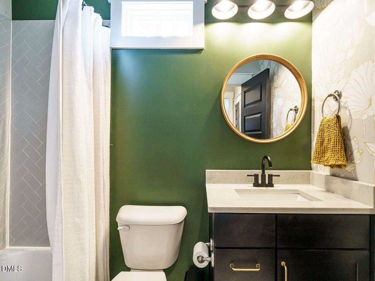 806 Postell Street Raleigh, NC 27601 - Photo 12 of 28 Main floor bath