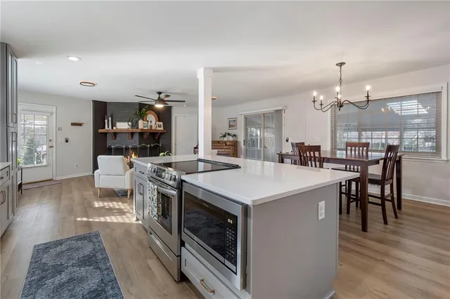 $565,000 | 3710 Hickory Circle Southeast, Smyrna, GA 30080