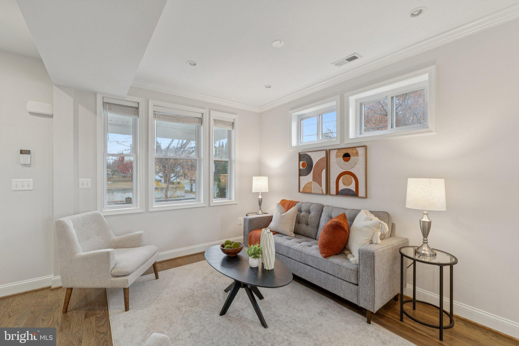 5629 8th Street Northwest Washington, DC 20011 - Photo 4 of 27 Living room