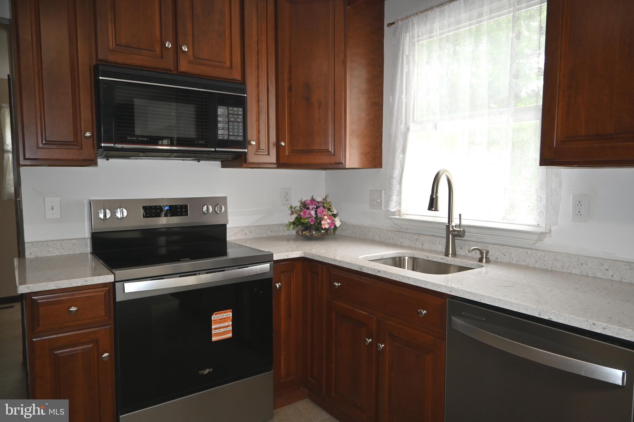 107 Anita Drive Newark, DE 19713 - Photo 11 of 36